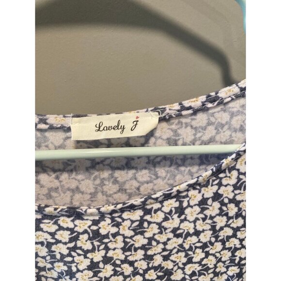 Floral Mini Babydoll Style Dress - Picture 4 of 6